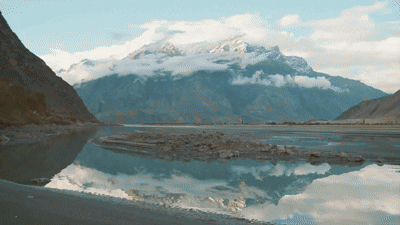 Explore Pakistan - mountains and lakes